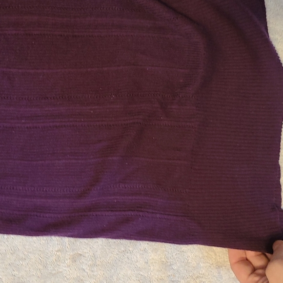 Mudd Purple Sweater, Crew-Neck Style, Size Large - Picture 3 of 3